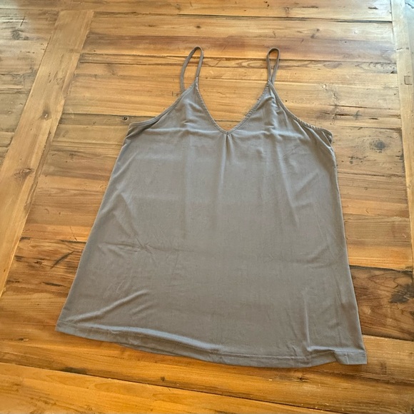 Women's Casual Camisole (Set of 2) - Picture 7 of 10